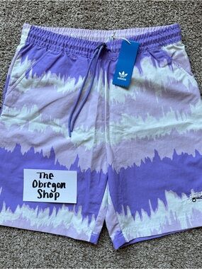 ADIDAS ADVENTURE ARCHIVE PRINTED WOVEN SHORTS MENS SMALL CHAMELEON PURPLE WHITE